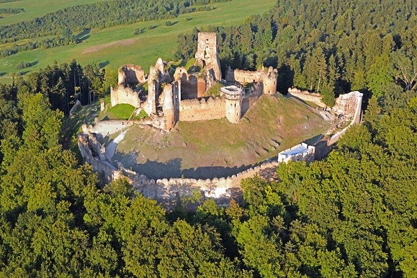 Zrúcanina hradu Zborov